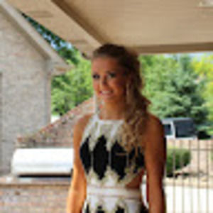 Meet your Posher, Elena